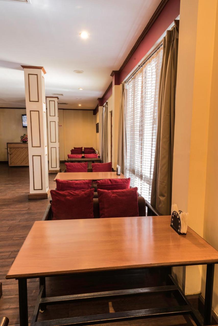 גווהטי Landmark Hotels מראה חיצוני תמונה