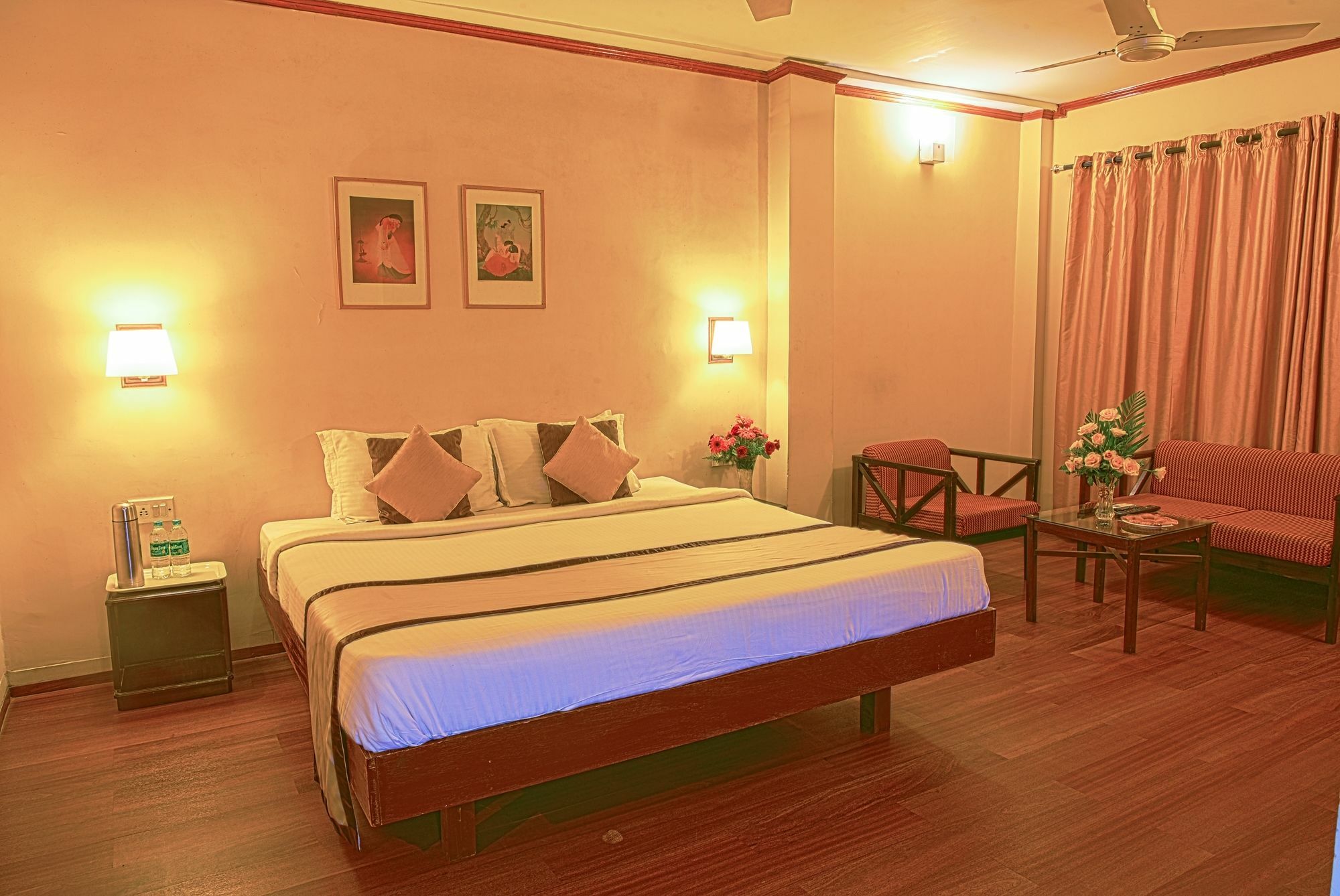 גווהטי Landmark Hotels מראה חיצוני תמונה